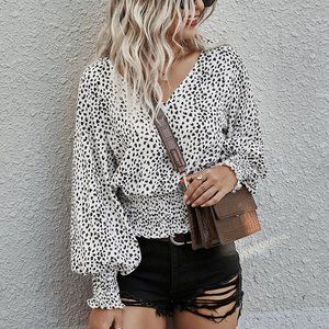 Leopard Print Bubble Sleeve Crop Top